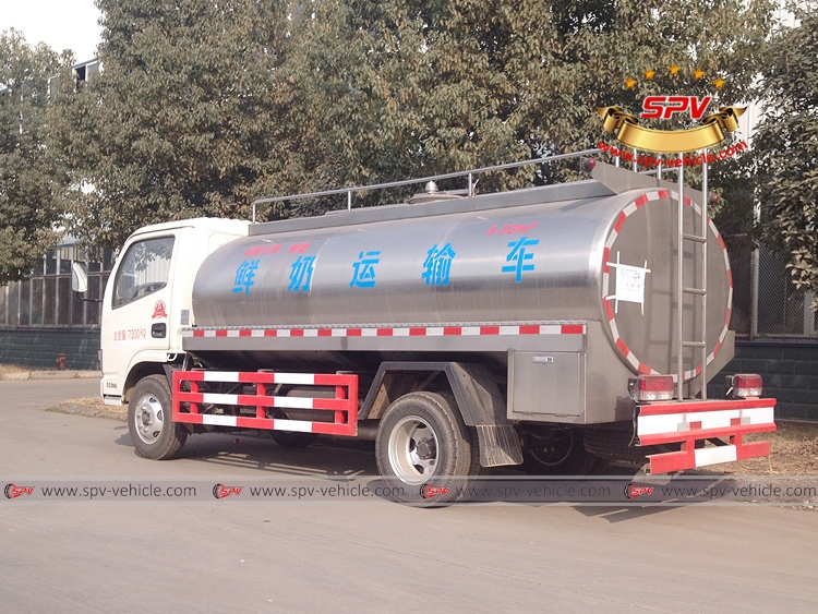 5,000 Litres Can Milk Truck Dongfeng-LB
